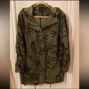 Forever 21 Camo Jacket S